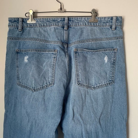 Refuge Denim Light Blue Ripped Mom Jeans size 15 - Picture 3 of 5